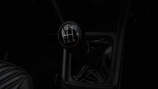 Used 2018 Maruti Suzuki Vitara Brezza VDi (O) Diesel Manual interior GEAR  KNOB VIEW