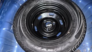 Used 2017 Renault Kwid CLIMBER 1.0 AMT Petrol Automatic tyres SPARE TYRE VIEW