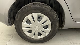 Used 2013 Maruti Suzuki Swift Dzire VXI Petrol Manual tyres RIGHT REAR TYRE RIM VIEW