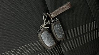 Used 2020 Hyundai Venue SX Plus 1.0 Turbo DCT Petrol Automatic extra CAR KEY VIEW