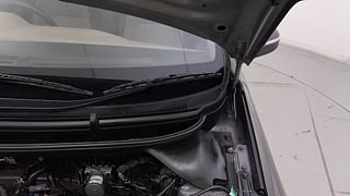 Used 2019 Hyundai Elite i20 Sportz Plus 1.2 Petrol Manual engine ENGINE LEFT SIDE HINGE & APRON VIEW