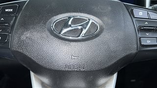 Used 2020 Hyundai Venue SX Plus 1.0 Turbo DCT Petrol Automatic top_features Airbags
