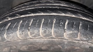 Used 2014 Ford EcoSport Titanium 1.5 Ti-VCT AT Petrol Automatic tyres RIGHT FRONT TYRE TREAD VIEW