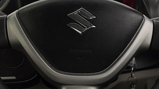 Used 2021 Maruti Suzuki Alto 800 VXi Petrol Manual top_features Airbags