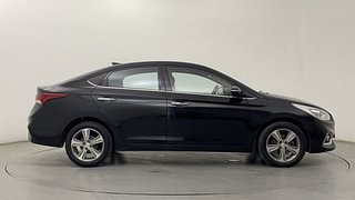 Used 2019 Hyundai Verna SX (O) 1.6 CRDi Diesel Manual exterior RIGHT SIDE VIEW