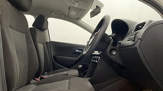 Used 2018 Volkswagen Polo Comfortline 1.0L (P) Petrol Manual interior RIGHT SIDE FRONT DOOR CABIN VIEW