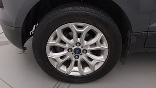 Used 2014 Ford EcoSport Titanium 1.5 Ti-VCT AT Petrol Automatic tyres LEFT FRONT TYRE RIM VIEW
