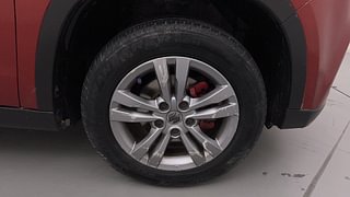 Used 2018 Maruti Suzuki Vitara Brezza VDi (O) Diesel Manual tyres RIGHT FRONT TYRE RIM VIEW