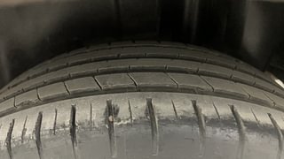 Used 2015 Maruti Suzuki Ciaz ZXi Petrol Manual tyres LEFT REAR TYRE TREAD VIEW