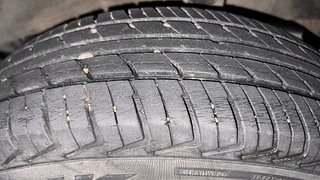 Used 2017 Renault Kwid CLIMBER 1.0 AMT Petrol Automatic tyres LEFT REAR TYRE TREAD VIEW