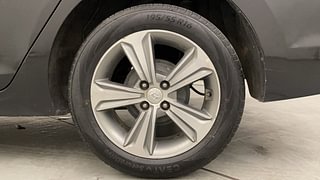 Used 2019 Hyundai Verna SX (O) 1.6 CRDi Diesel Manual tyres LEFT REAR TYRE RIM VIEW