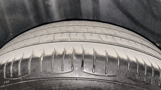 Used 2018 Volkswagen Polo Comfortline 1.0L (P) Petrol Manual tyres RIGHT REAR TYRE TREAD VIEW