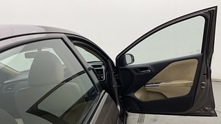 Used 2015 Honda City VX CVT Petrol Automatic interior RIGHT FRONT DOOR OPEN VIEW