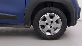 Used 2017 Renault Kwid CLIMBER 1.0 AMT Petrol Automatic tyres RIGHT FRONT TYRE RIM VIEW