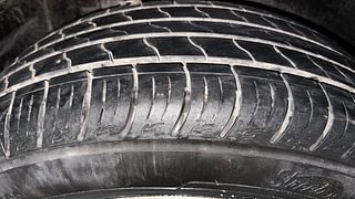 Used 2018 Maruti Suzuki Vitara Brezza VDi (O) Diesel Manual tyres RIGHT REAR TYRE TREAD VIEW
