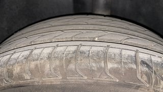 Used 2018 Volkswagen Polo Comfortline 1.0L (P) Petrol Manual tyres LEFT REAR TYRE TREAD VIEW