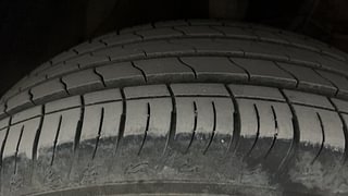 Used 2022 Maruti Suzuki Brezza ZXI Dual Tone Petrol Manual tyres RIGHT FRONT TYRE TREAD VIEW