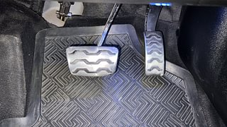 Used 2021 Hyundai New i20 Asta (O) 1.0 Turbo DCT Petrol Automatic interior PEDALS VIEW