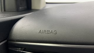 Used 2021 Hyundai New i20 Asta (O) 1.0 Turbo DCT Petrol Automatic top_features Side airbags