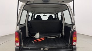 Used 2023 Maruti Suzuki Eeco AC CNG 5 STR Petrol+cng Manual interior DICKY INSIDE VIEW