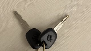 Used 2023 Maruti Suzuki Eeco AC CNG 5 STR Petrol+cng Manual extra CAR KEY VIEW