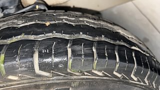 Used 2023 Maruti Suzuki Eeco AC CNG 5 STR Petrol+cng Manual tyres RIGHT FRONT TYRE TREAD VIEW