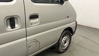 Used 2023 Maruti Suzuki Eeco AC CNG 5 STR Petrol+cng Manual dents MINOR SCRATCH