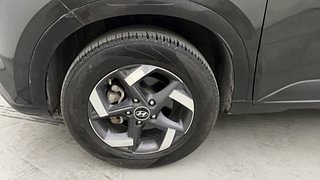 Used 2021 Hyundai Venue SX Plus 1.0 Turbo DCT Petrol Automatic tyres LEFT FRONT TYRE RIM VIEW