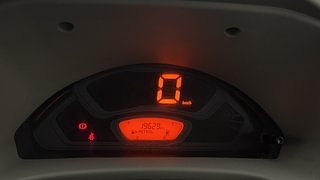 Used 2023 Maruti Suzuki Eeco AC CNG 5 STR Petrol+cng Manual interior CLUSTERMETER VIEW