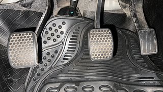Used 2023 Maruti Suzuki Eeco AC CNG 5 STR Petrol+cng Manual interior PEDALS VIEW