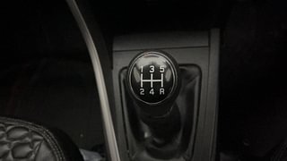 Used 2022 Maruti Suzuki Brezza ZXI Dual Tone Petrol Manual interior GEAR  KNOB VIEW