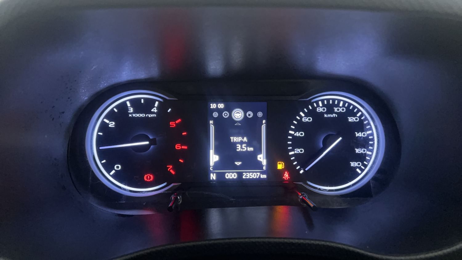 New Mahindra Bolero Neo interior CLUSTERMETER VIEW