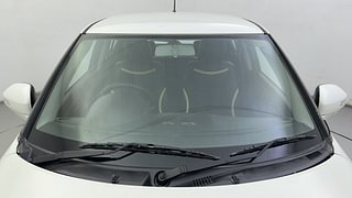 Used 2013 Maruti Suzuki Swift [2011-2017] ZXi Petrol Manual exterior FRONT WINDSHIELD VIEW