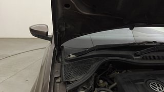 Used 2017 volkswagen Vento 1.5L Comfortline Diesel Diesel Manual engine ENGINE RIGHT SIDE HINGE & APRON VIEW