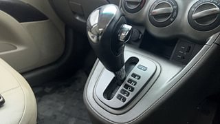 Used 2011 Hyundai i10 Sportz 1.2 AT Kappa2 Petrol Automatic top_features Leather wrapped gear knob/ shift selector