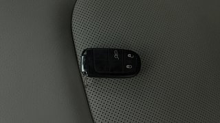 Used 2023 Jeep Compass Limited (O) 1.4 Petrol DCT Petrol Automatic extra CAR KEY VIEW