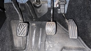 Used 2022 Maruti Suzuki XL6 Zeta MT Petrol Petrol Manual interior PEDALS VIEW