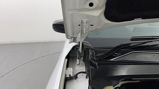 Used 2023 Jeep Compass Limited (O) 1.4 Petrol DCT Petrol Automatic engine ENGINE RIGHT SIDE HINGE & APRON VIEW