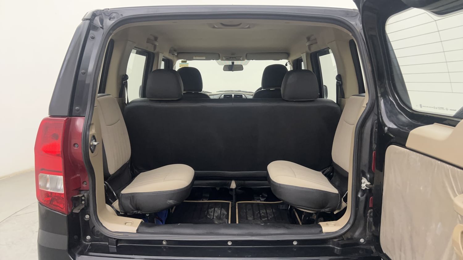 New Mahindra Bolero Neo interior DICKY INSIDE VIEW