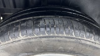 Used 2013 Maruti Suzuki Swift [2011-2017] ZXi Petrol Manual tyres RIGHT REAR TYRE TREAD VIEW
