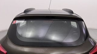 Used 2019 Renault Kwid [2015-2019] 1.0 RXT AMT Opt Petrol Automatic exterior BACK WINDSHIELD VIEW