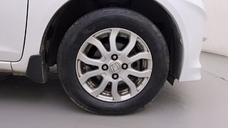 Used 2016 Honda Amaze 1.2 VX i-VTEC Petrol Manual tyres RIGHT FRONT TYRE RIM VIEW