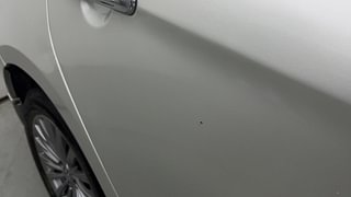 Used 2017 Maruti Suzuki Ciaz Alpha 1.4 AT Petrol Automatic dents MINOR SCRATCH