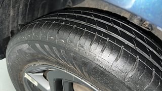 Used 2022 Hyundai Grand i10 Nios Sportz 1.2 Kappa VTVT CNG Petrol+cng Manual tyres LEFT FRONT TYRE TREAD VIEW