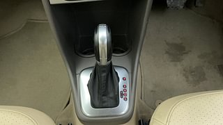 Used 2017 volkswagen Vento 1.2L Highline Petrol AT Petrol Automatic interior GEAR  KNOB VIEW