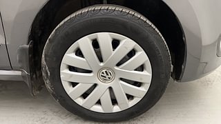Used 2014 Volkswagen Polo Comfortline 1.2L (P) Petrol Manual tyres RIGHT FRONT TYRE RIM VIEW
