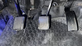 Used 2022 Hyundai Grand i10 Nios Sportz 1.2 Kappa VTVT CNG Petrol+cng Manual interior PEDALS VIEW