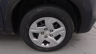 Used 2022 Hyundai Venue S+ 1.2 Petrol Manual tyres RIGHT FRONT TYRE RIM VIEW