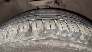 Used 2021 Jeep Compass 80 Anniversary 1.4 Petrol DCT Petrol Automatic tyres RIGHT FRONT TYRE TREAD VIEW