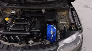 Used 2019 Renault Kwid [2015-2019] 1.0 RXT AMT Opt Petrol Automatic engine ENGINE LEFT SIDE VIEW
